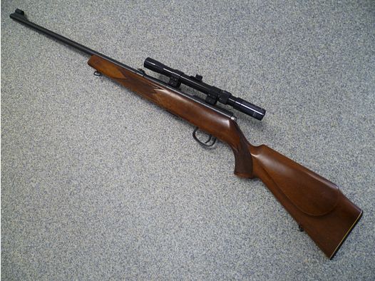 Repetierbüchse Anschütz Modell 1416 .22lr.