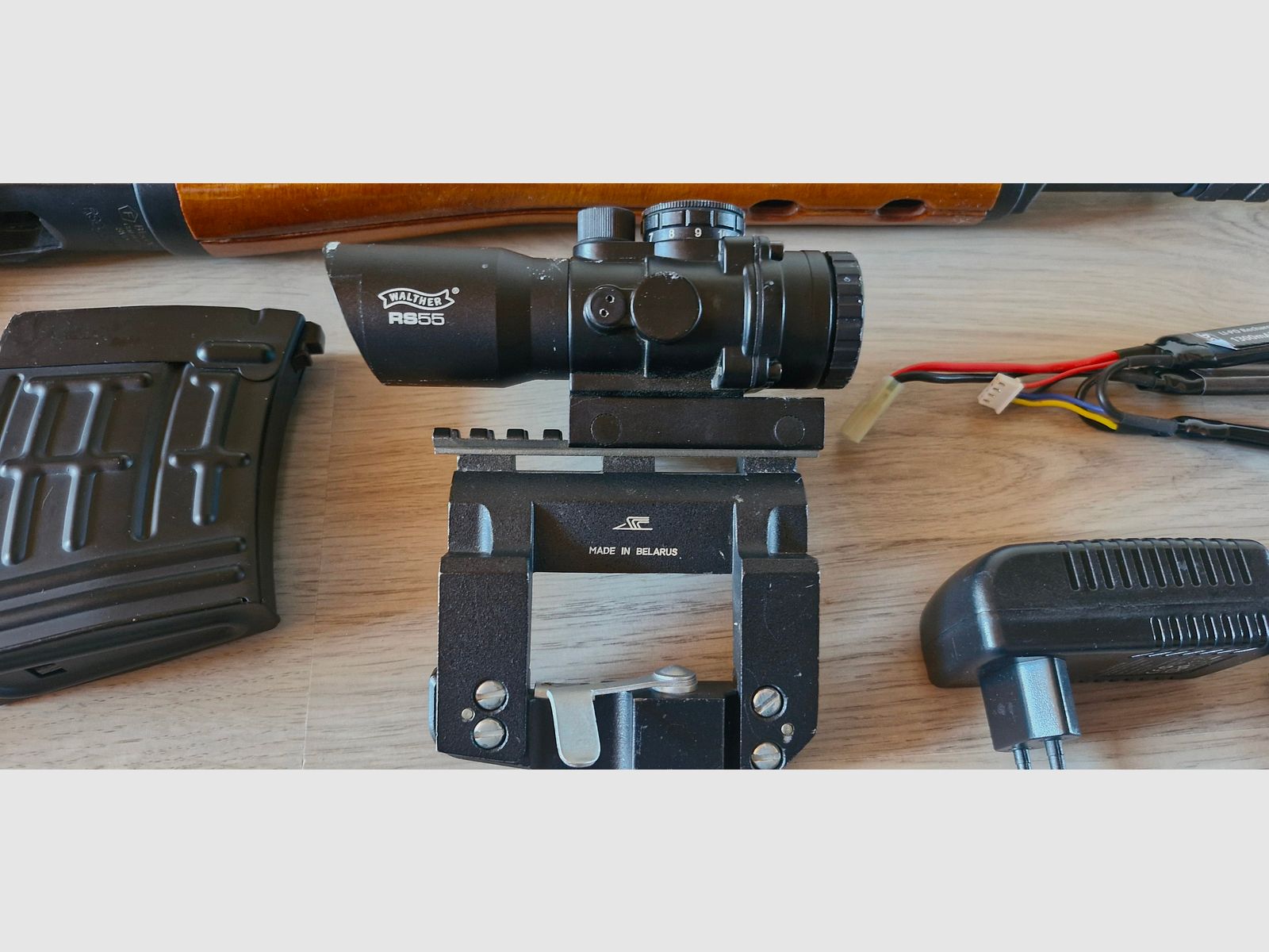 LCT SVD Airsoft madera real S-AEG