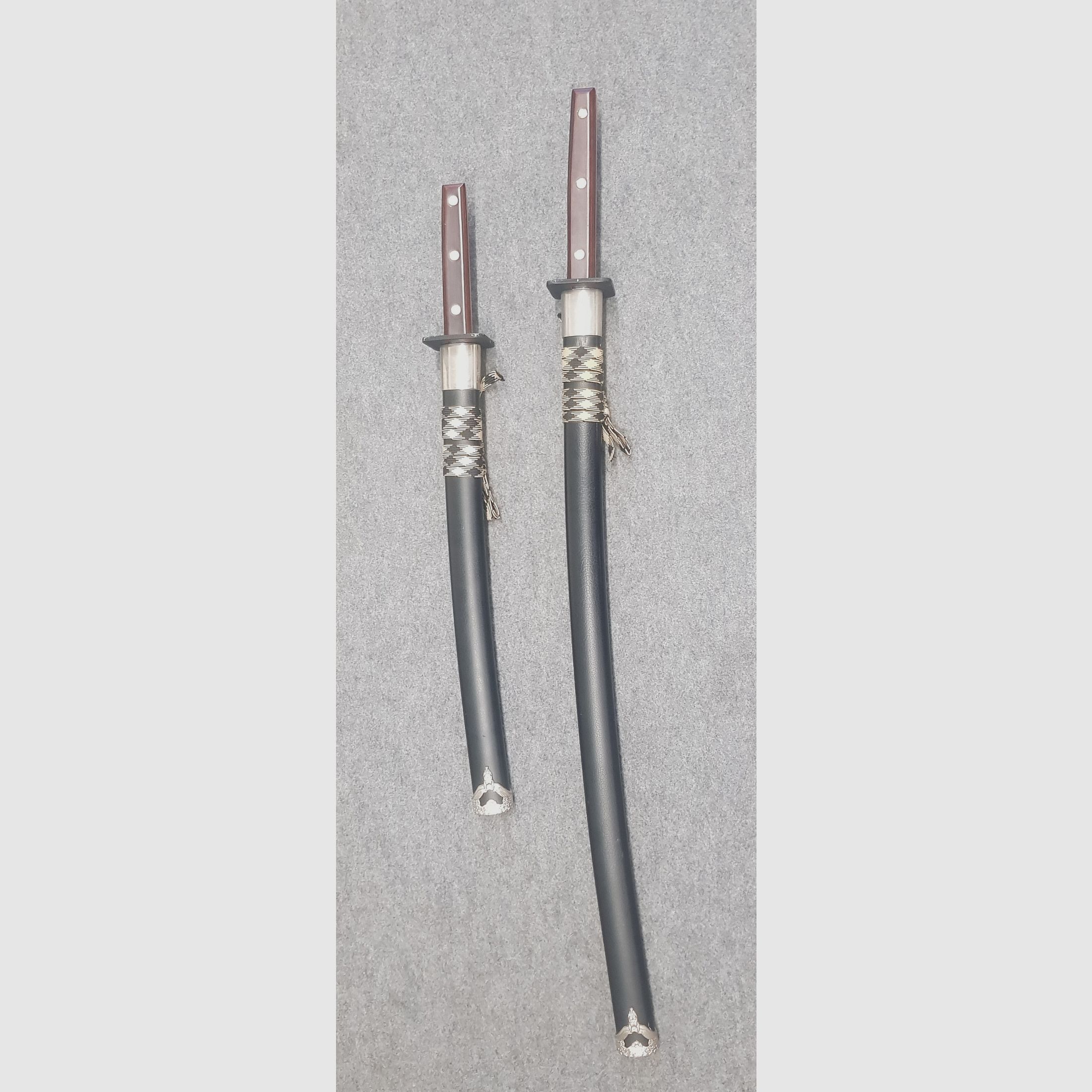 Konvolut Sammlung Messer Schwert Säbel Ninja Katana
