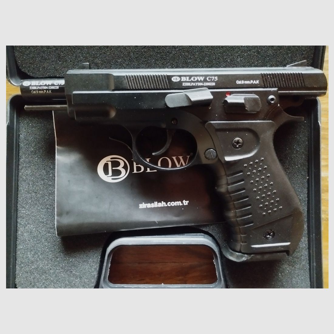 Blow C75 - CZ75 - 9mm P.A.K. - Schwarz - Starterpistole