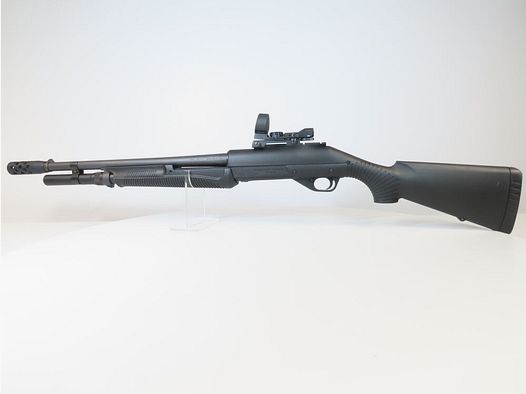 Benelli Nova Tactical incl. Rotpunktvisier