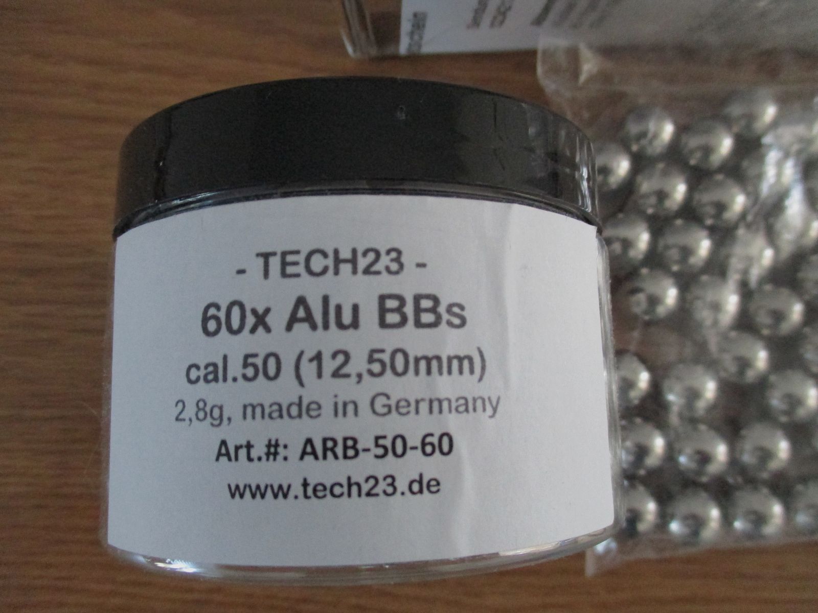50 steel round balls cal. 50 plus 60 aluminum round balls cal. 50