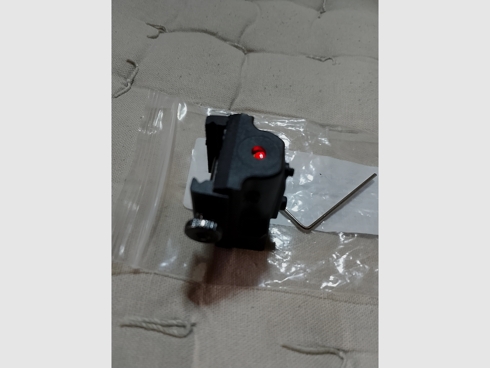 Laser Picatinny Universeel Airsoft Softair Paintball Wapen Geweer Roodpunt