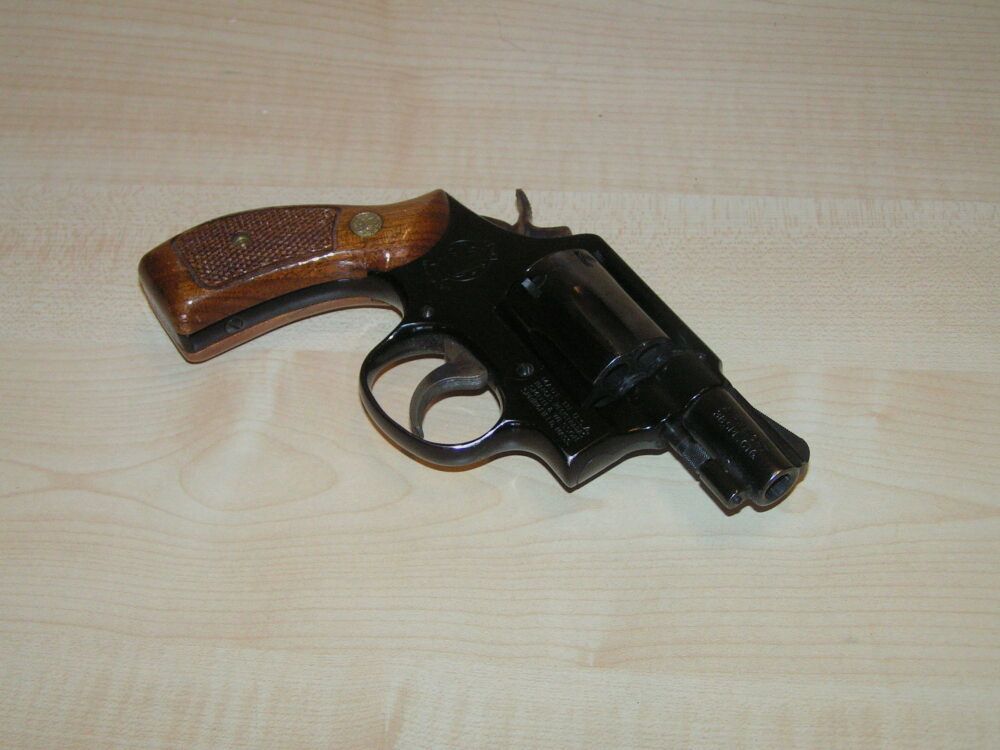 Smith & Wesson 12 - 2