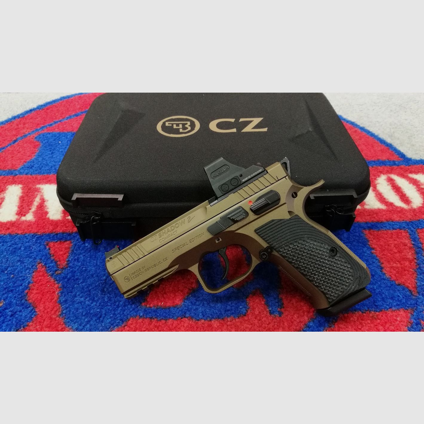 CZ Shadow 2 Compact Special Edition avec Red Dot Holosun, image 1 sur 5