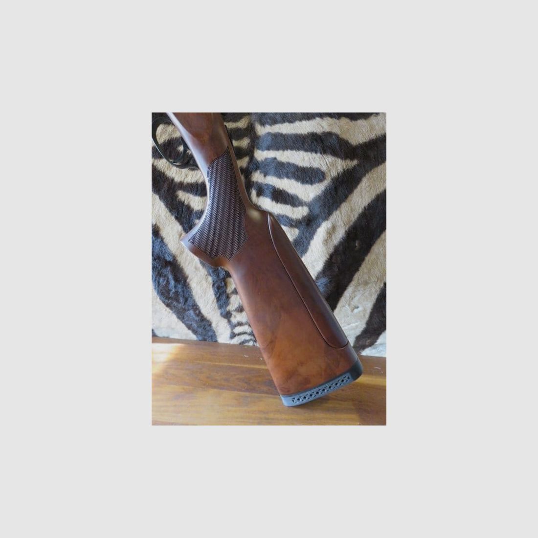 HUGLU Parcours Flinte Kal. 12/76 mit 76 cm Läufen 5 interne + 5 externe Chokes – verstellbare Backe – Waffenkoffer, Bild 8 von 11