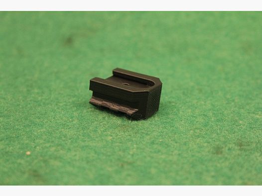 Magazinebodem met geïntegreerde Picatinny-rail voor Walther GSP / P22 10 schoten