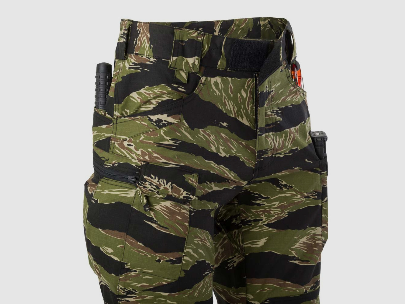 HELIKON TEX URBAN TACTICAL PANTS UTP DESERT NIGHT CAMO