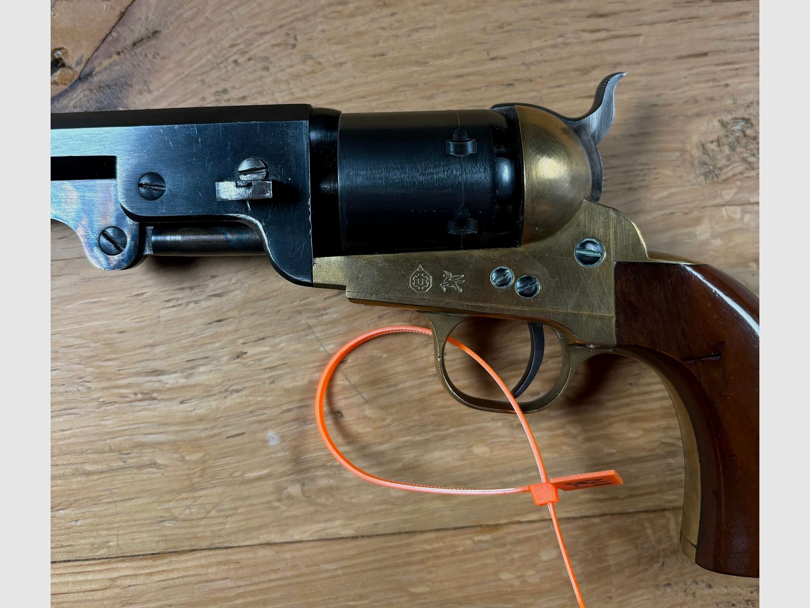 Hege-Uberti Colt Navy 