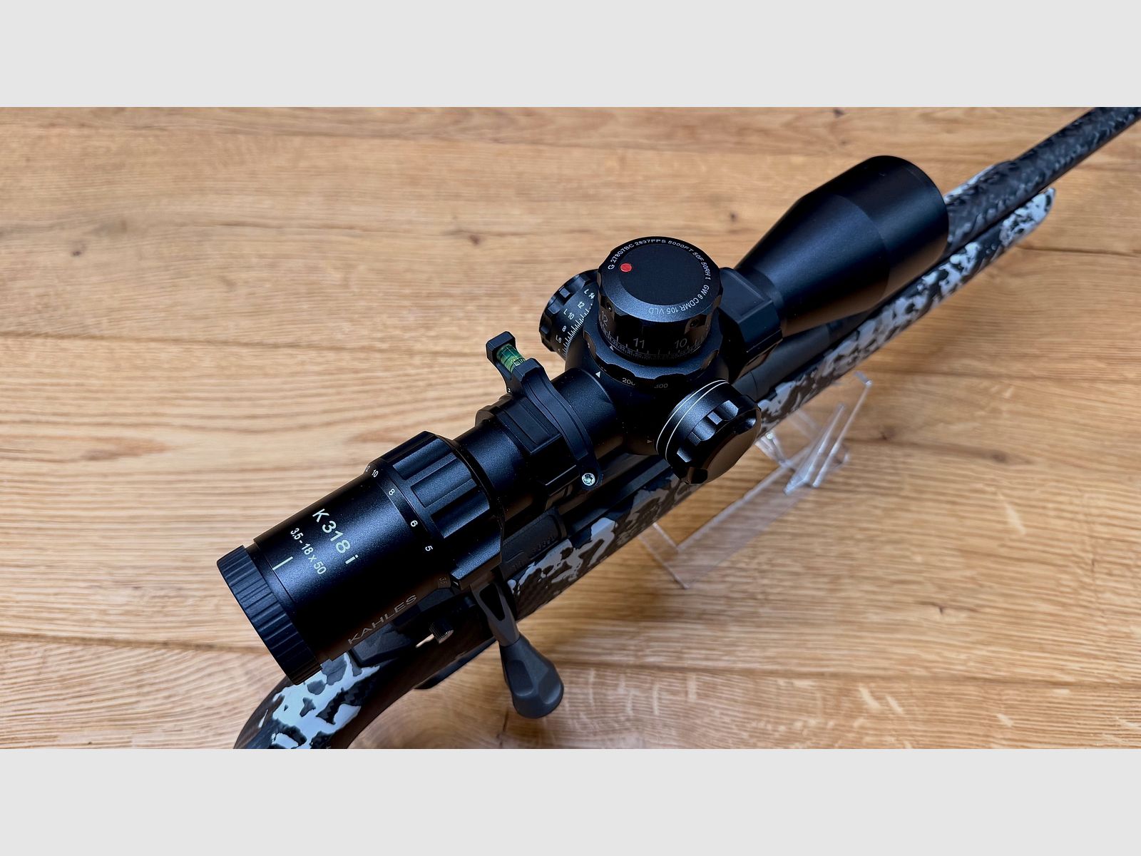 Gunwerks ClymR / 6 Creedmoor / LL 18" / con sistema in titanio / Kahles K318i 3,5-18x50