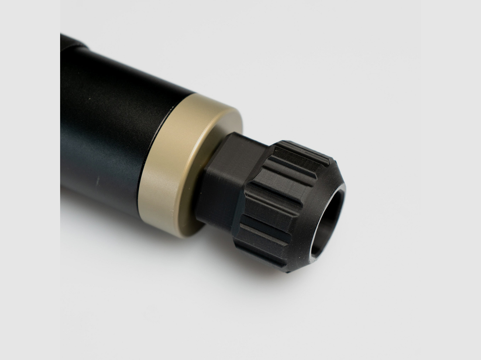 MULTI-TOOL | Drenaje de tanque + Herramienta de manómetro | Megalodon