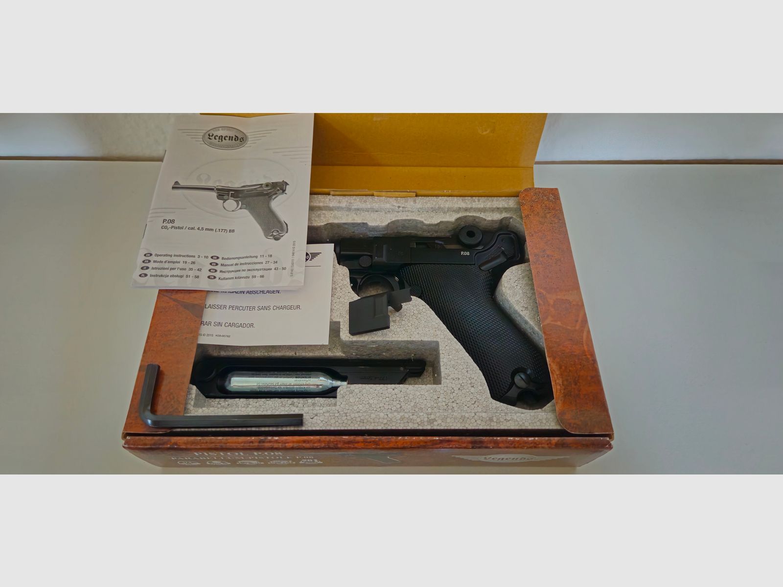 Umarex Legends - P08 CO2 4,5mm schwarz