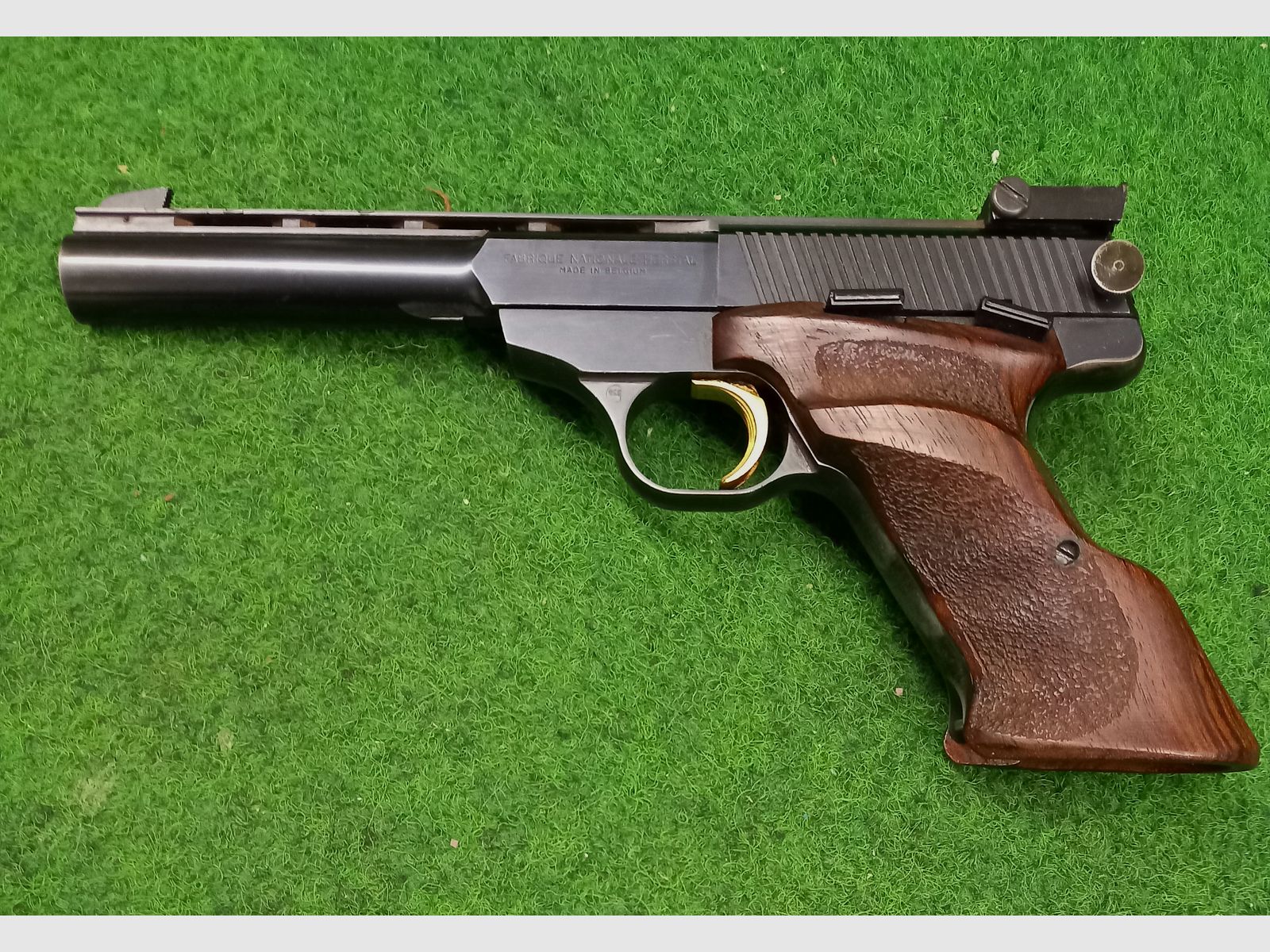 22er Sportpistole,  FN, Fabrique Nationale Herstal.