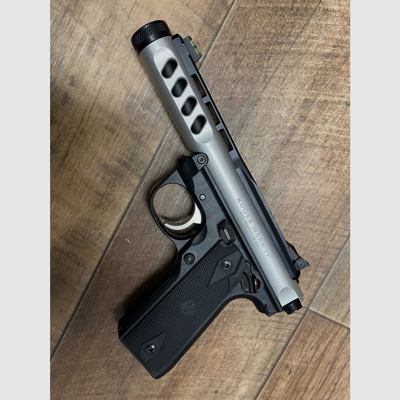 Ruger Mark IV 22/45 Lite OR .22lr Optics Ready .22lr