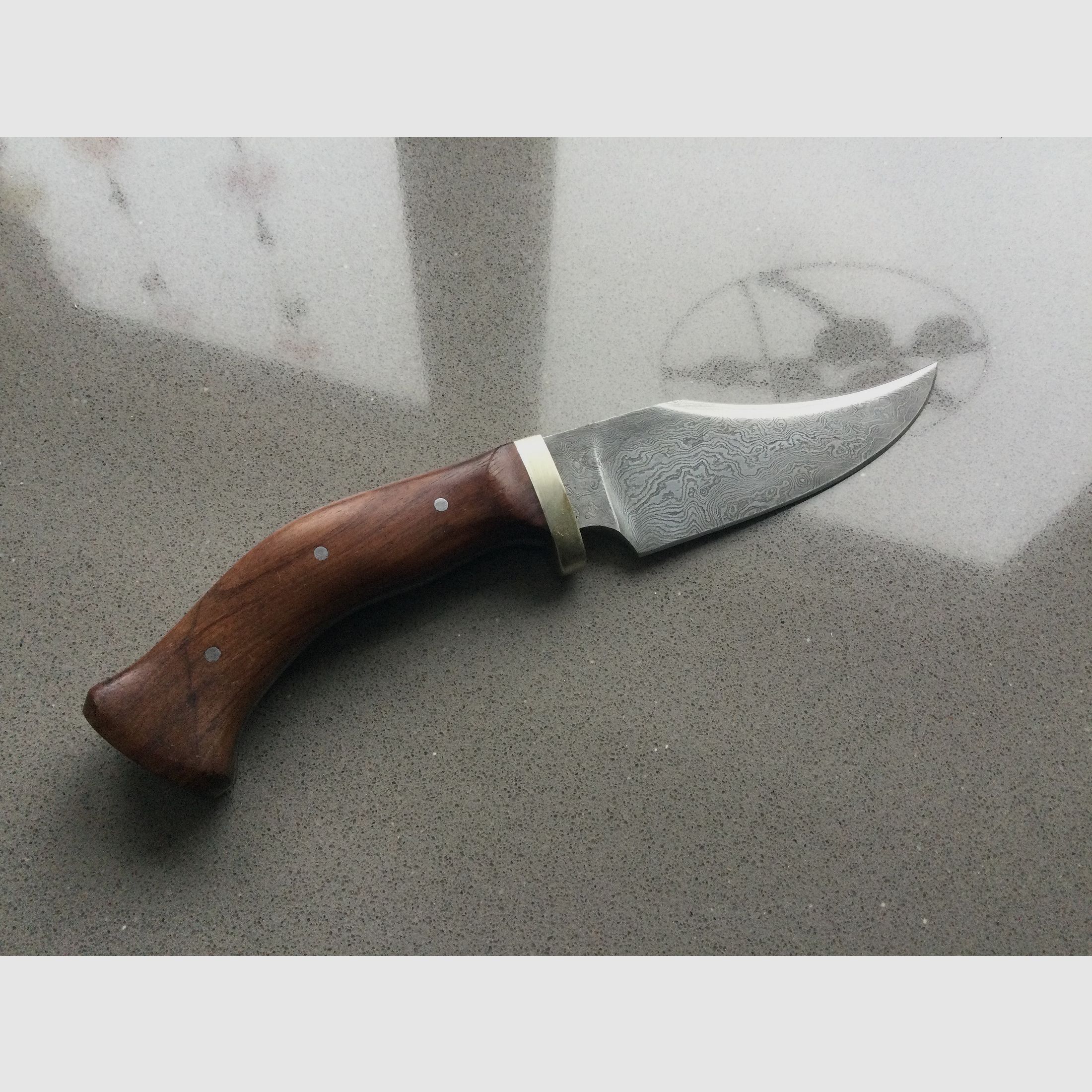 Jagdmesser, hochwertig, wunderschön, sehr schöne Klinge. Damaszener Stahl