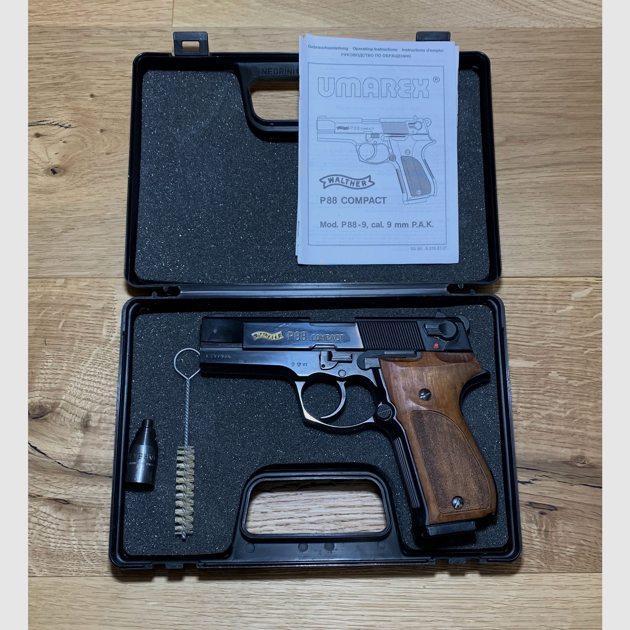 Walther P88 Compact signal pistol 9mm P.A.K. with wooden grips from Umarex