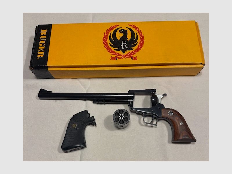 RUGER NUEVO MODELO SUPER BLACKHAWK. 10,5" cañón. 44 mag