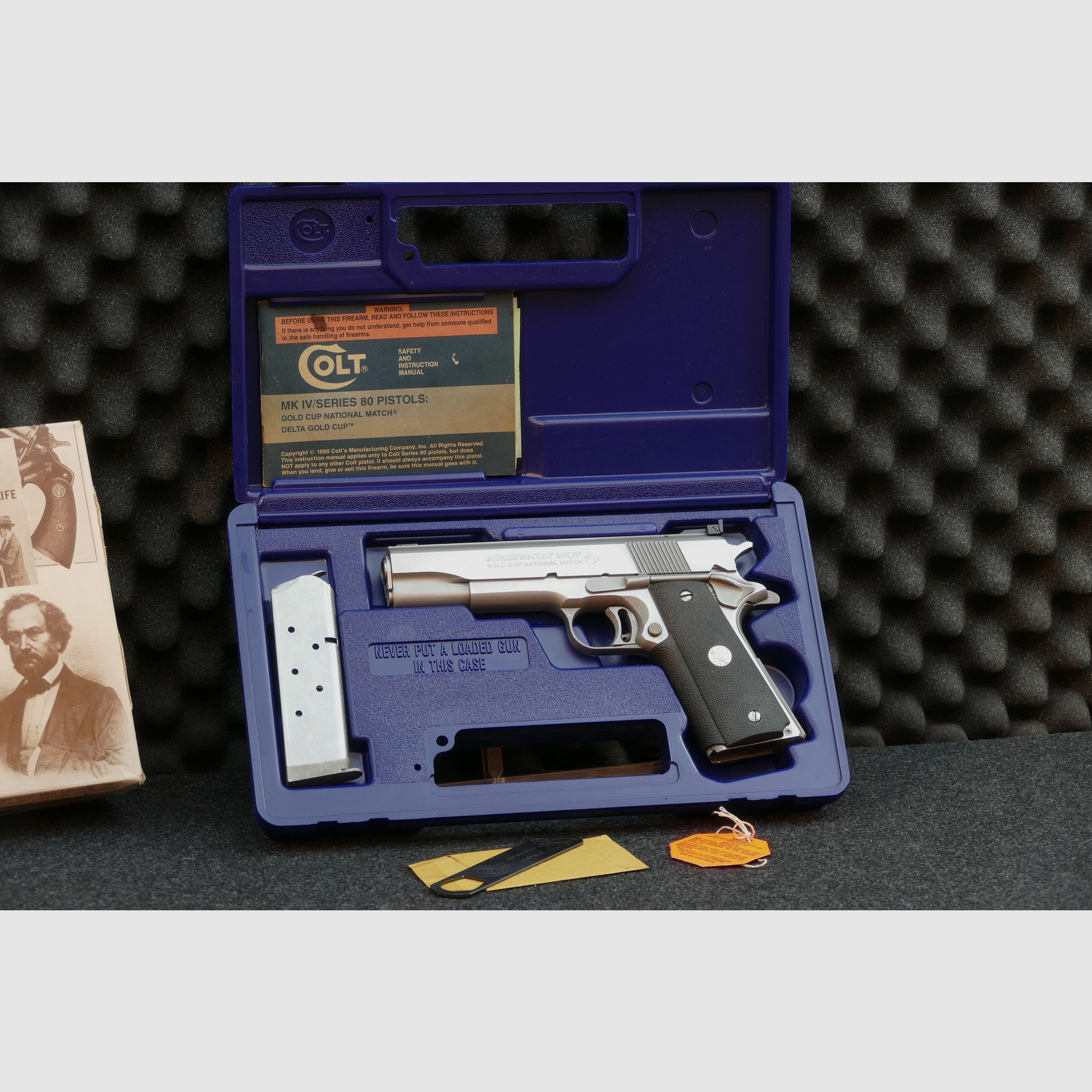 Colt Series 80 MK IV — Gold Cup National Match — .45 Auto (.45 ACP), stainless steel