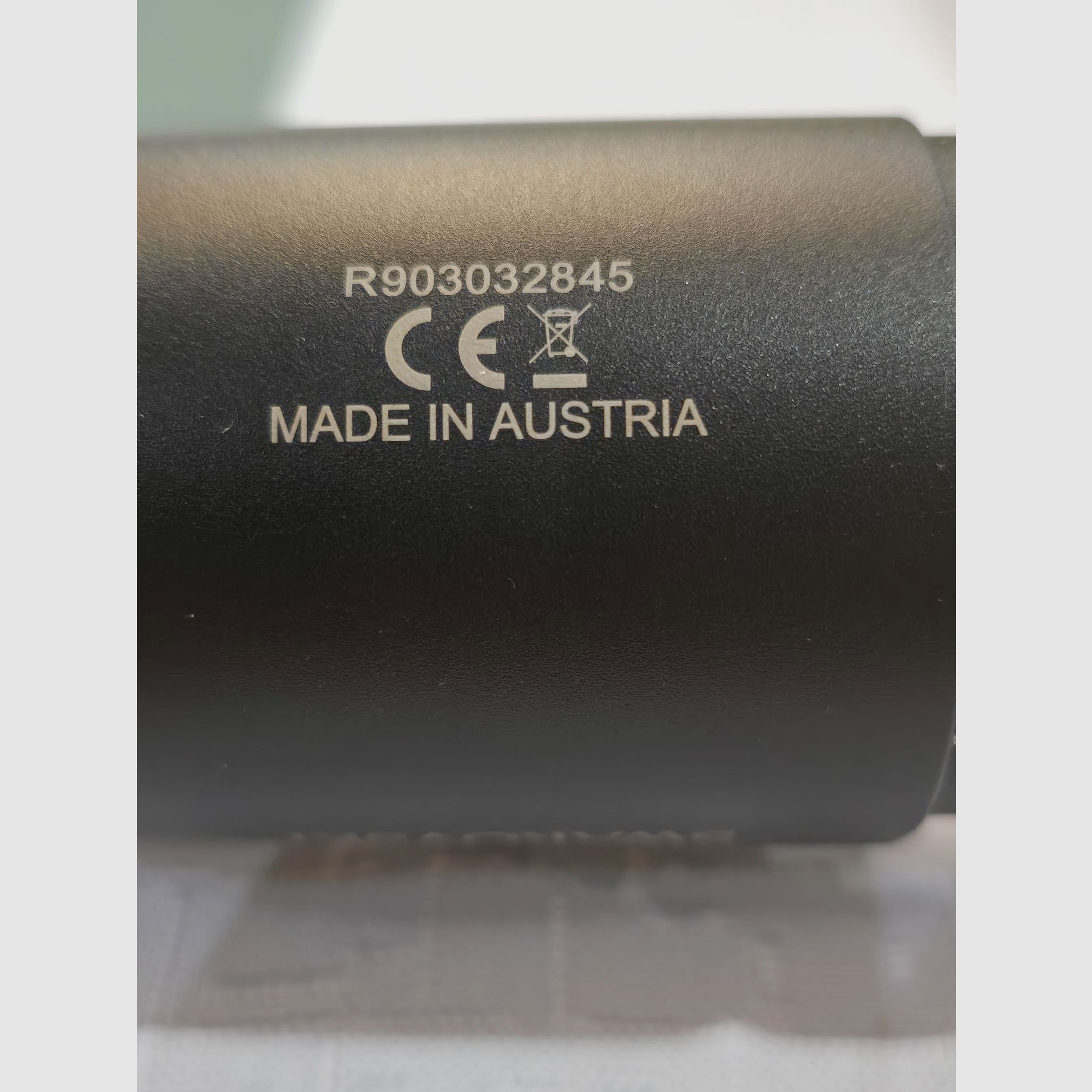 Swarovski Optik 2-12x50 Z6i mit Schiene SR auf Innomount QD Brückenmontage für Picatinnyschiene und Basen aus Stahl für Sauer 100/101 oder Rem.700.