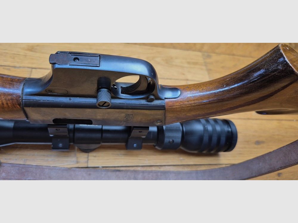 Bardzo ładna samopowtarzalna karabina Unique – Model X51 Bis – Kal. 22LR – Magazynek 5 nabojów – Luneta Kassnar 3-9 x40 „Made in Japan”! – Gwint lufy – Broń z 1968 roku – TBE ++, zdjęcie 12 z 33
