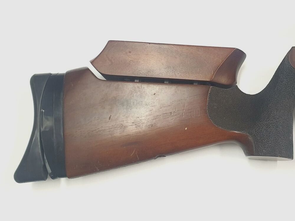 Feinwerkbau Luftgewehr Mod. 300, Kaliber 4,5 für rechts Schützen ; F im Fünfeck