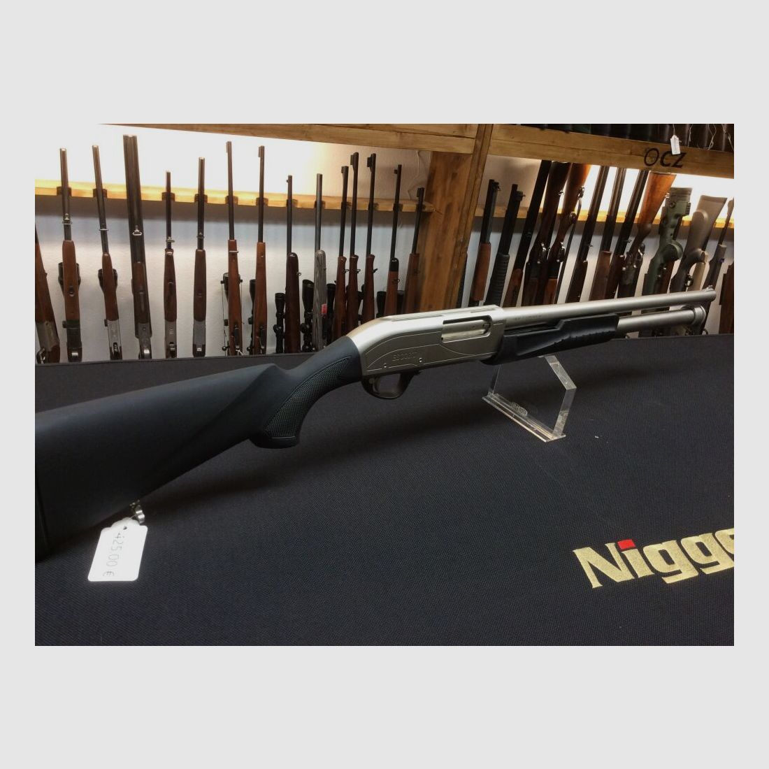 Escort-AimGuard Nero 12/76