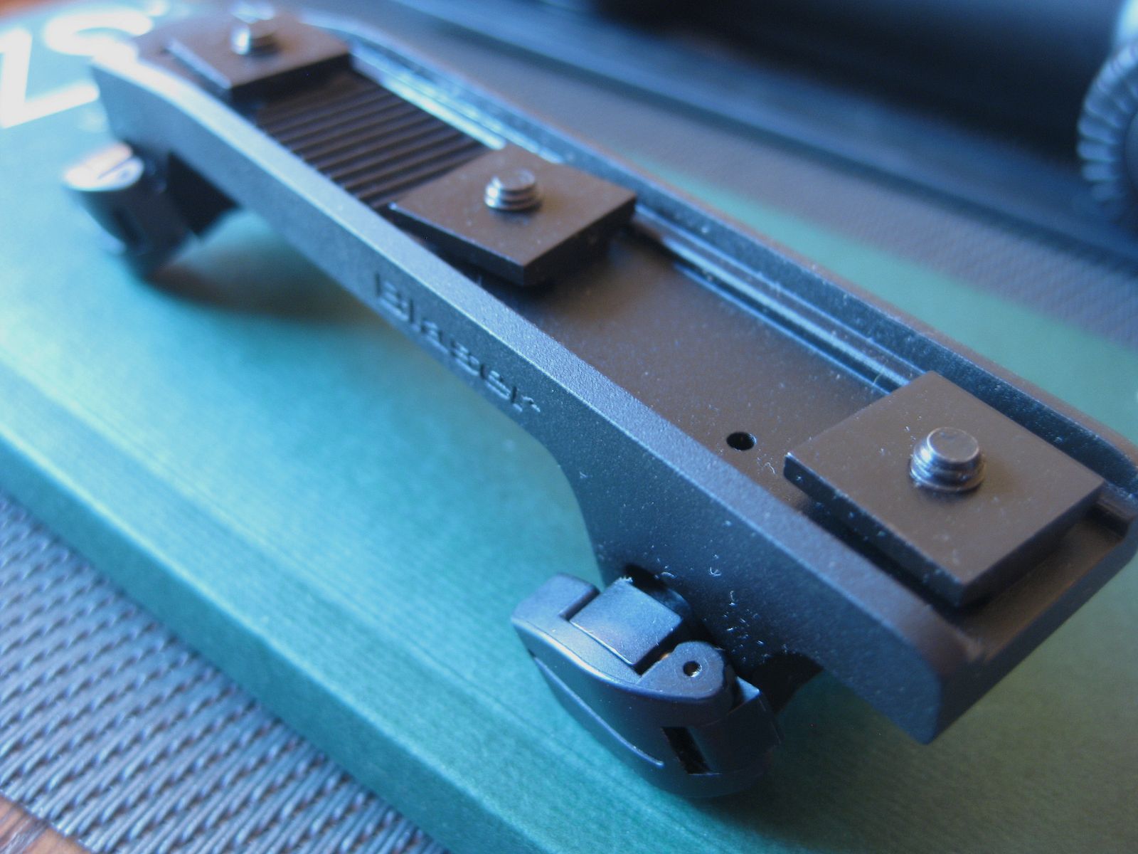 LIKE NEW TOP Swarovski Z8i as 1 - 8 x 24 SR Abs. 4A-i, for an additional charge including original Blaser saddle mount (high)! No ZEISS-LEICA-SAUER-MAUSER-GPO