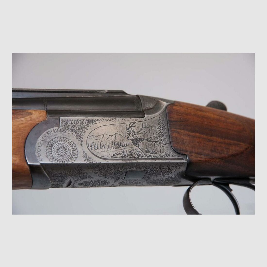 Sabatti swivel mount