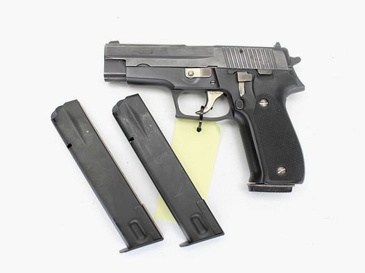 SIG Sauer P226 mit 2 x 20 Schuß Magazin Original Sig Sauer	 9mmLuger