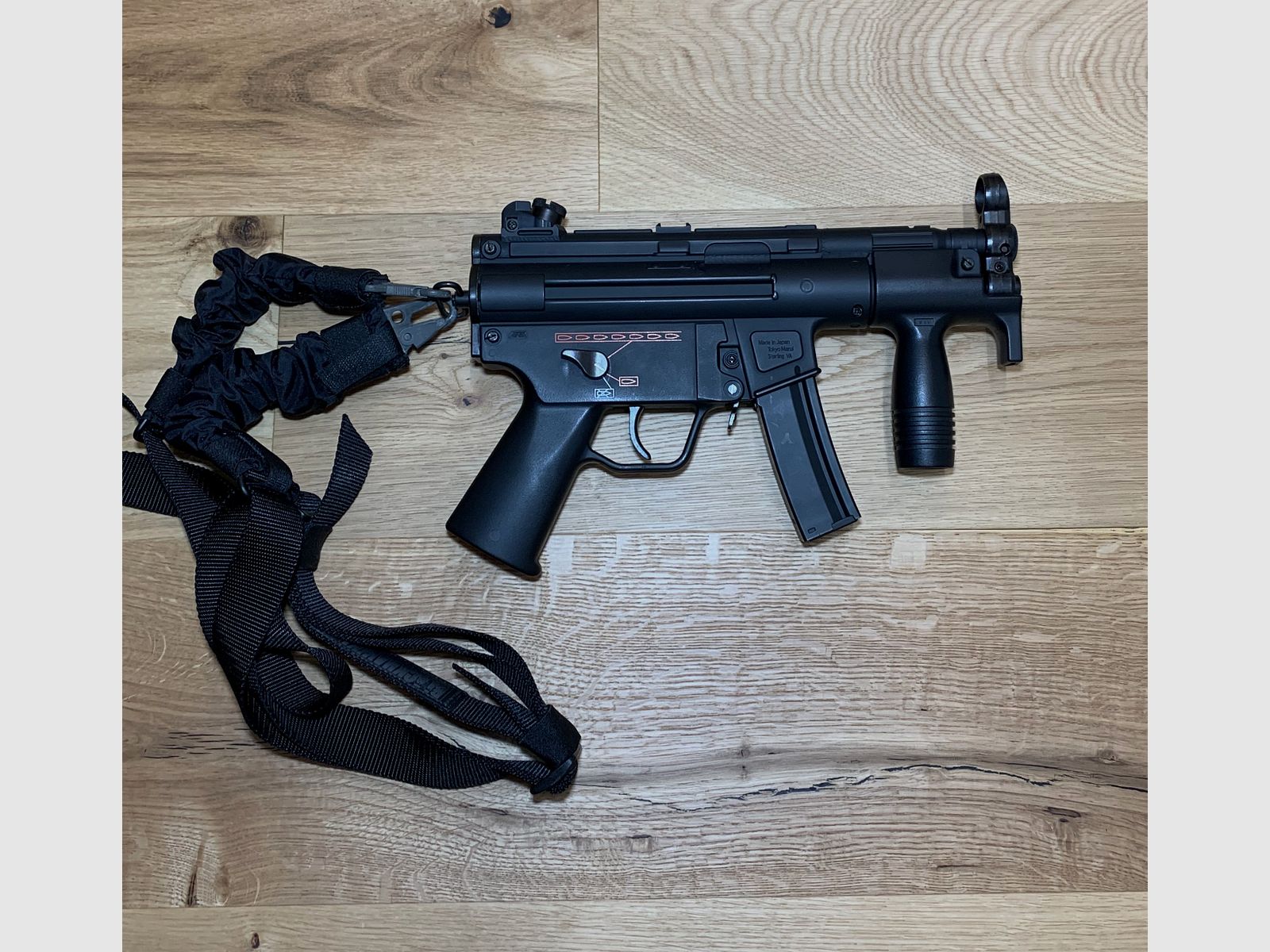 Tokyo Marui Heckler & Koch MP5K A4 Kurz AEG Softairpistole, image 4 sur 10