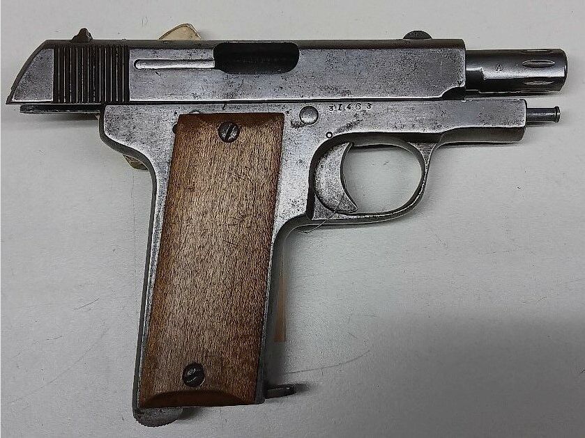 Ruby - Spain 1914 Automatic Pistol " Military "