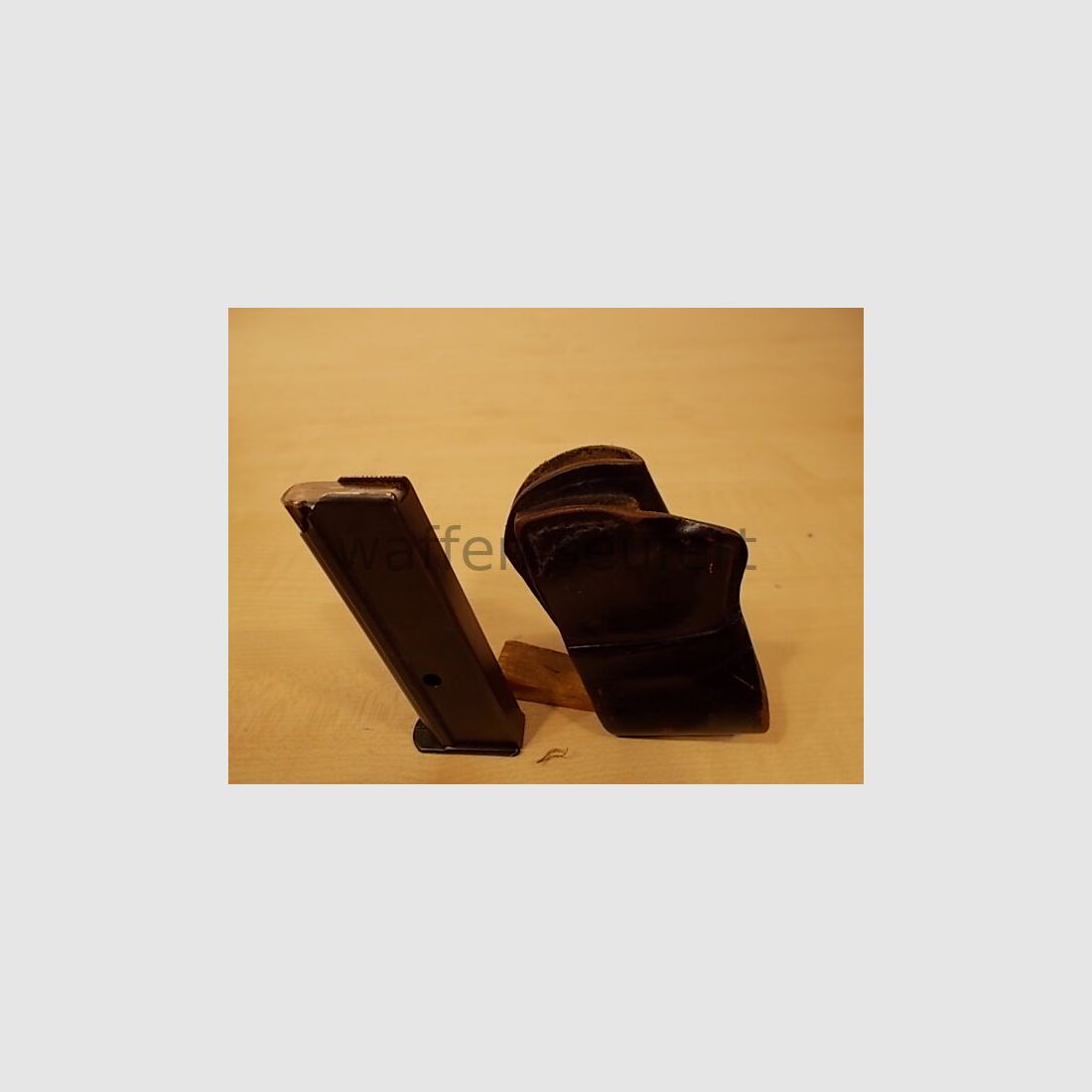 Walther PPK Magazin .9mmkurz mit HUEBNER Gürtelholster