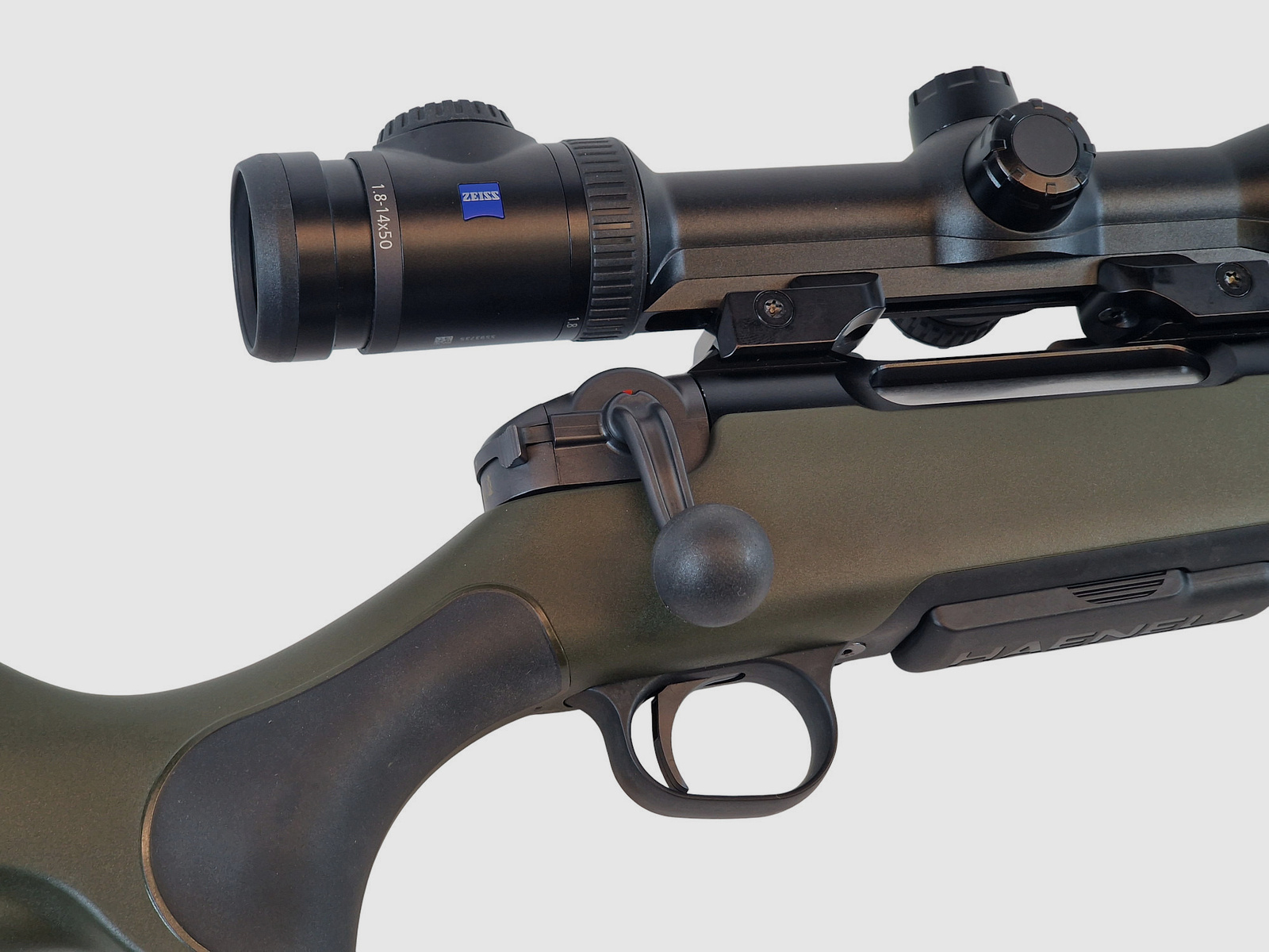 Haenel Jäger NXT im Kal. 308 Win mit M15x1 und Zeiss V8 1,8-14x50 