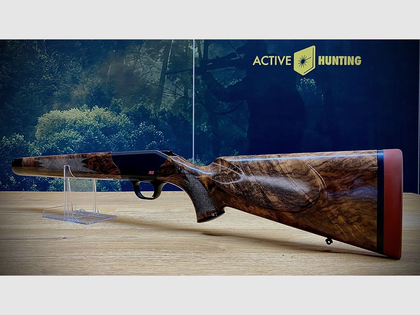 Blaser R8 Safari Schaft mit Gehäuse-System / HK7 / rote Schaftkappe / Finanzierung möglich!