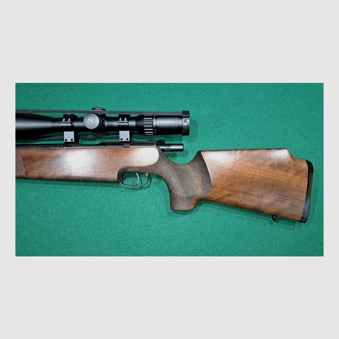 KRICO Jagdmatch LINKS inkl. VECTOROPTICS Continental 5-30x56 , inkl. 350 Schuss RWS-Jagdmatch Munition