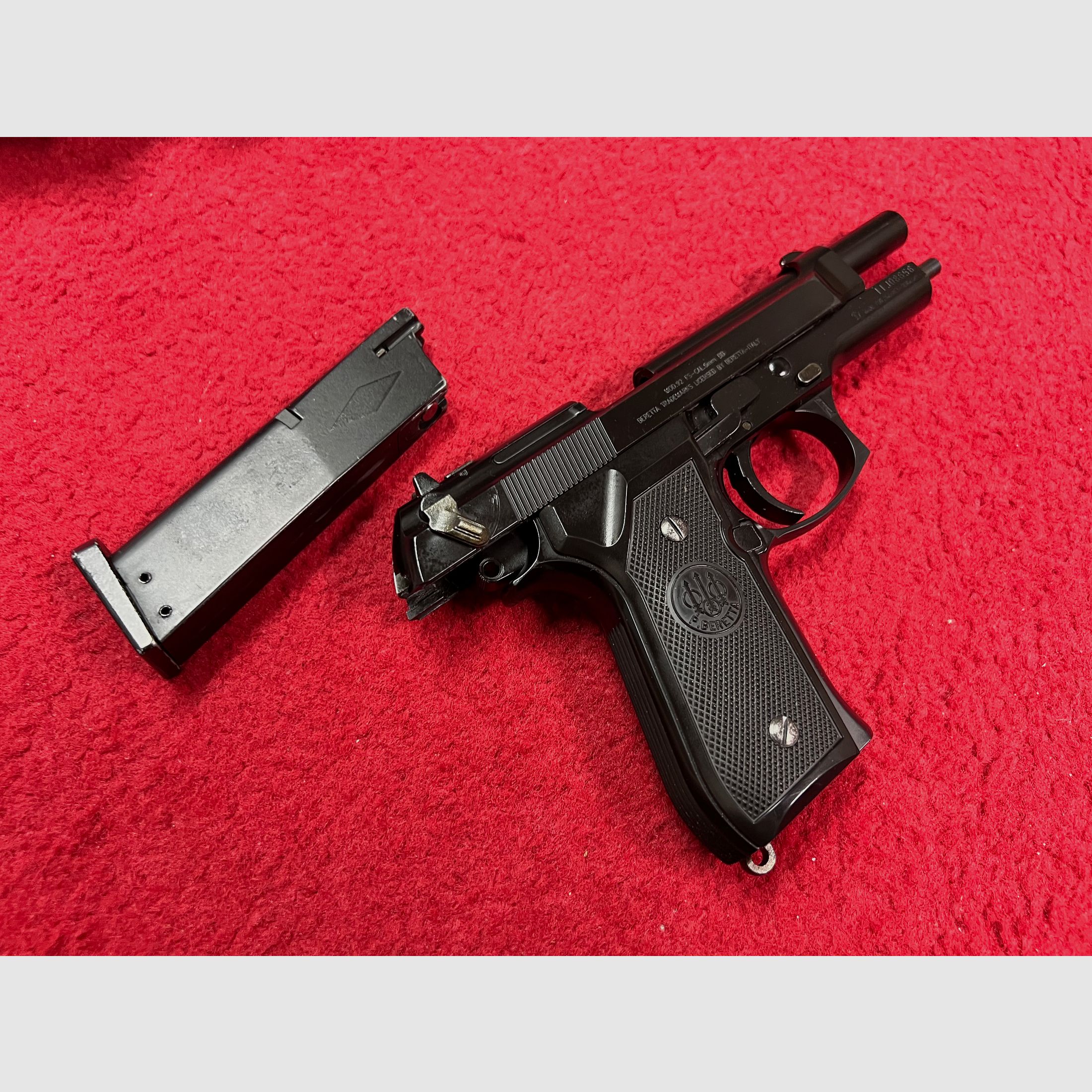 Umarex  Beretta FS Mod 92 6mm GBB Lizensiert von Pietro Beretta 