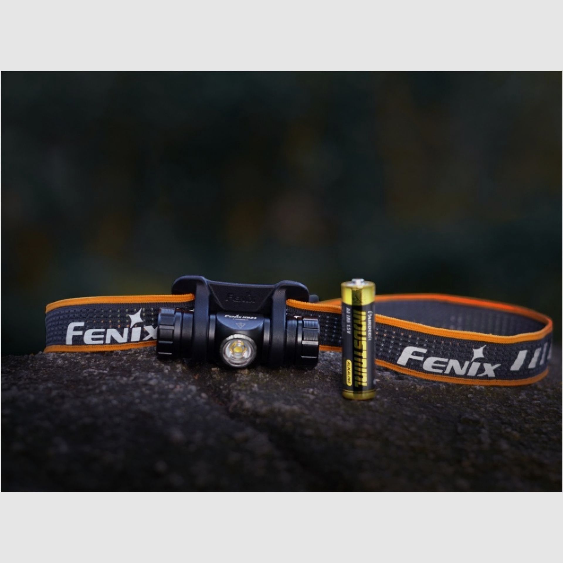 Fenix HM23 linterna frontal, imagen 9 de 20