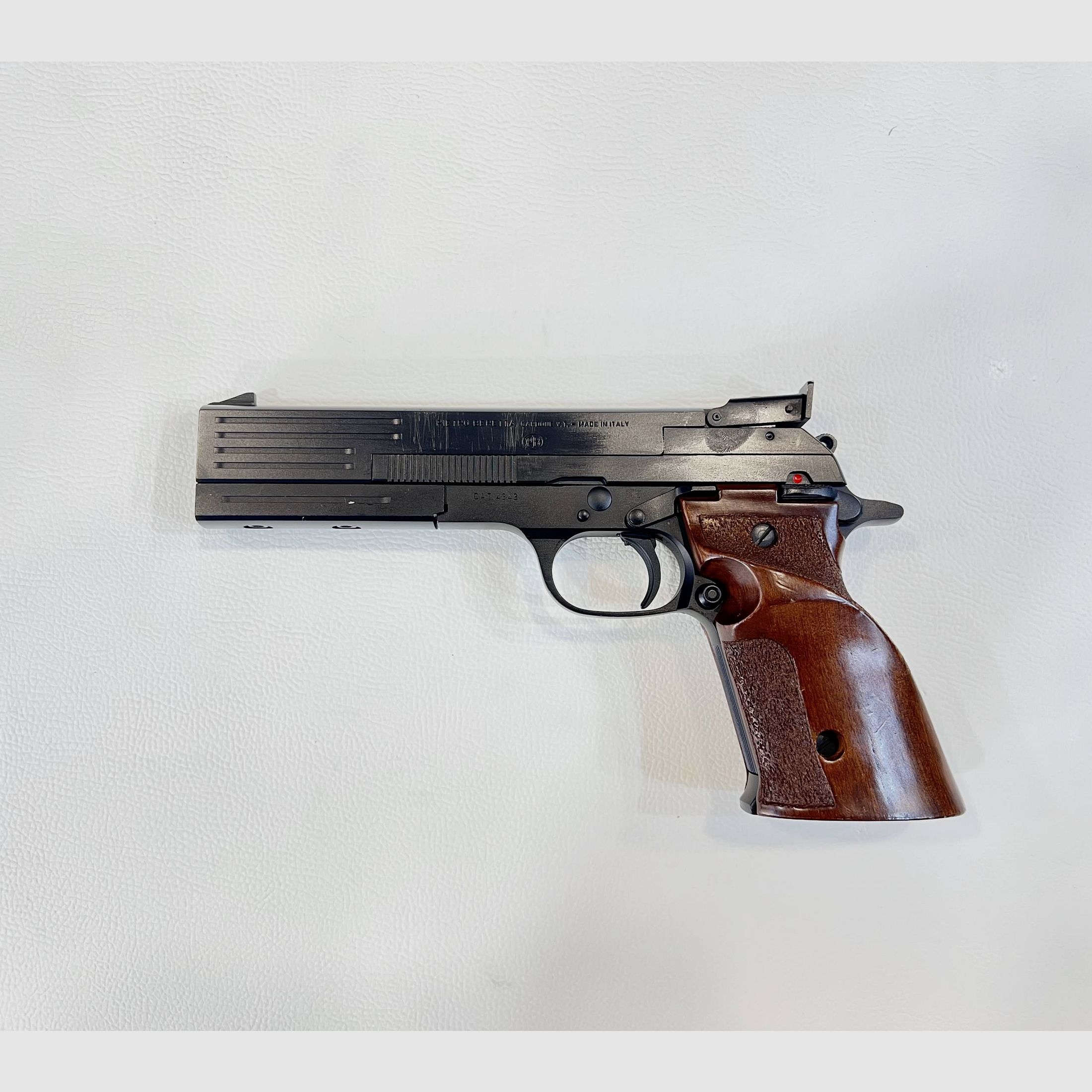 BERETTA 89 – 22 L.R., Bild 2 von 3