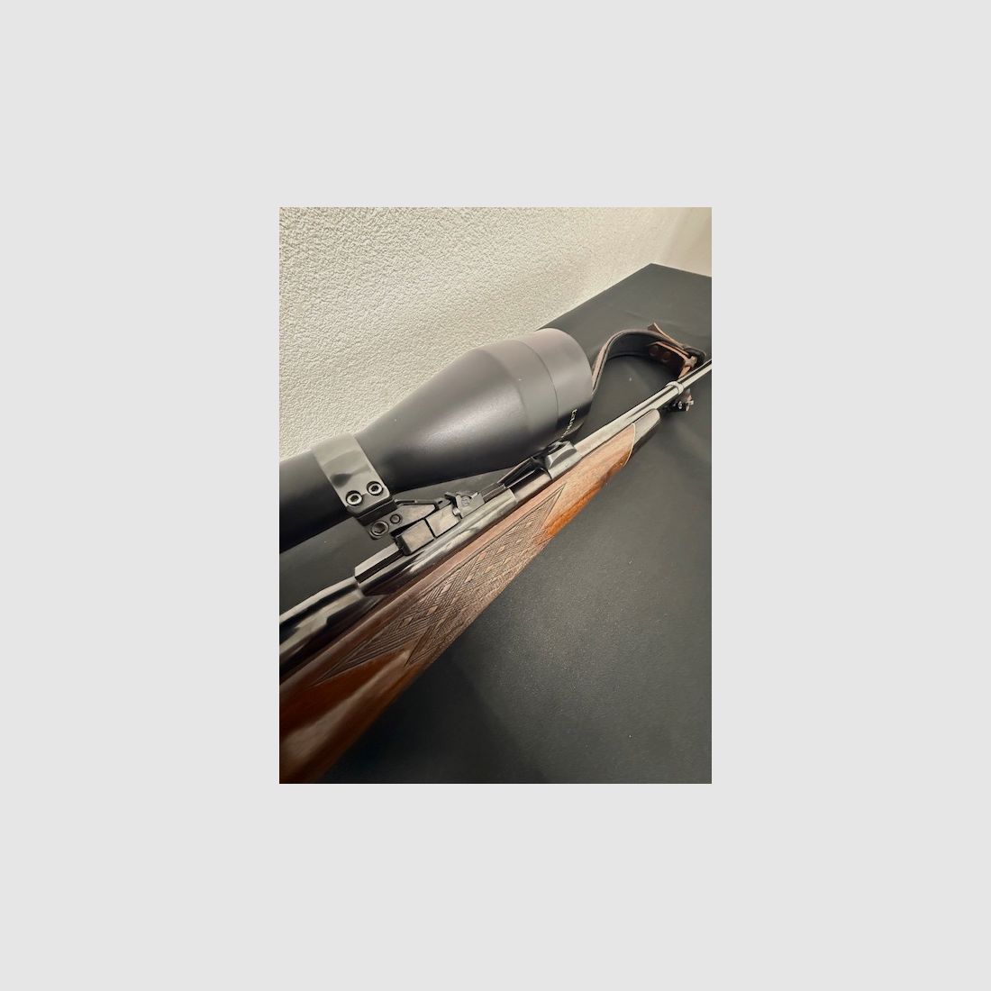 Mauser 66 rifle de caza, rifle de repetición de cerrojo de acción recta, rifle de caza calibre 30-06 en muy buen estado, incl. Tasco Titan 4-12x56 con punto de luz.
