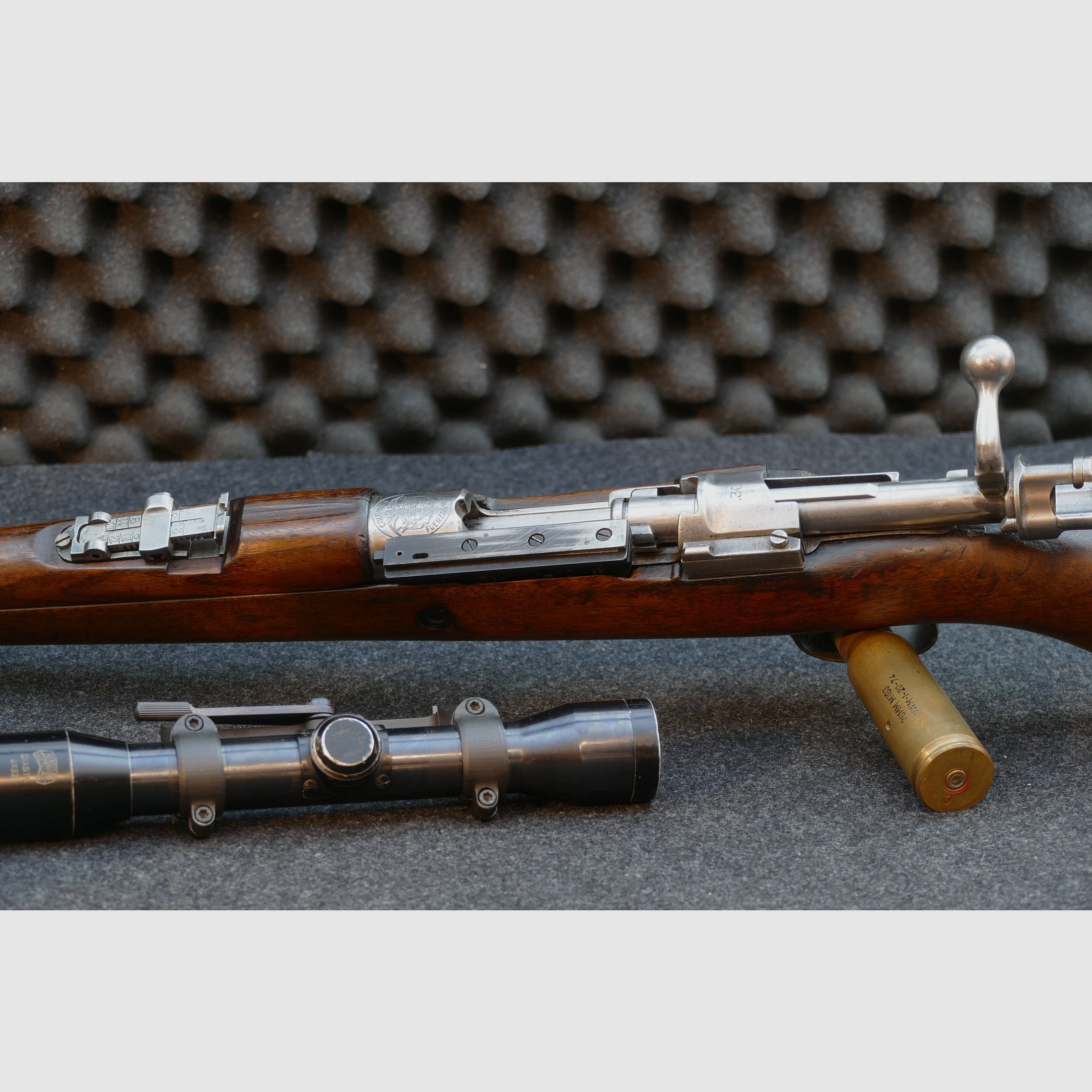 Kurzkarabiner Kurzgewehr „Kolumbien“ — FN-Typ, .30-06 Springfield, mit Seitenmontage