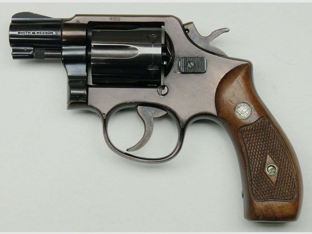 Smith & Wesson	 12 Airweight Schwedische Luftwaffe