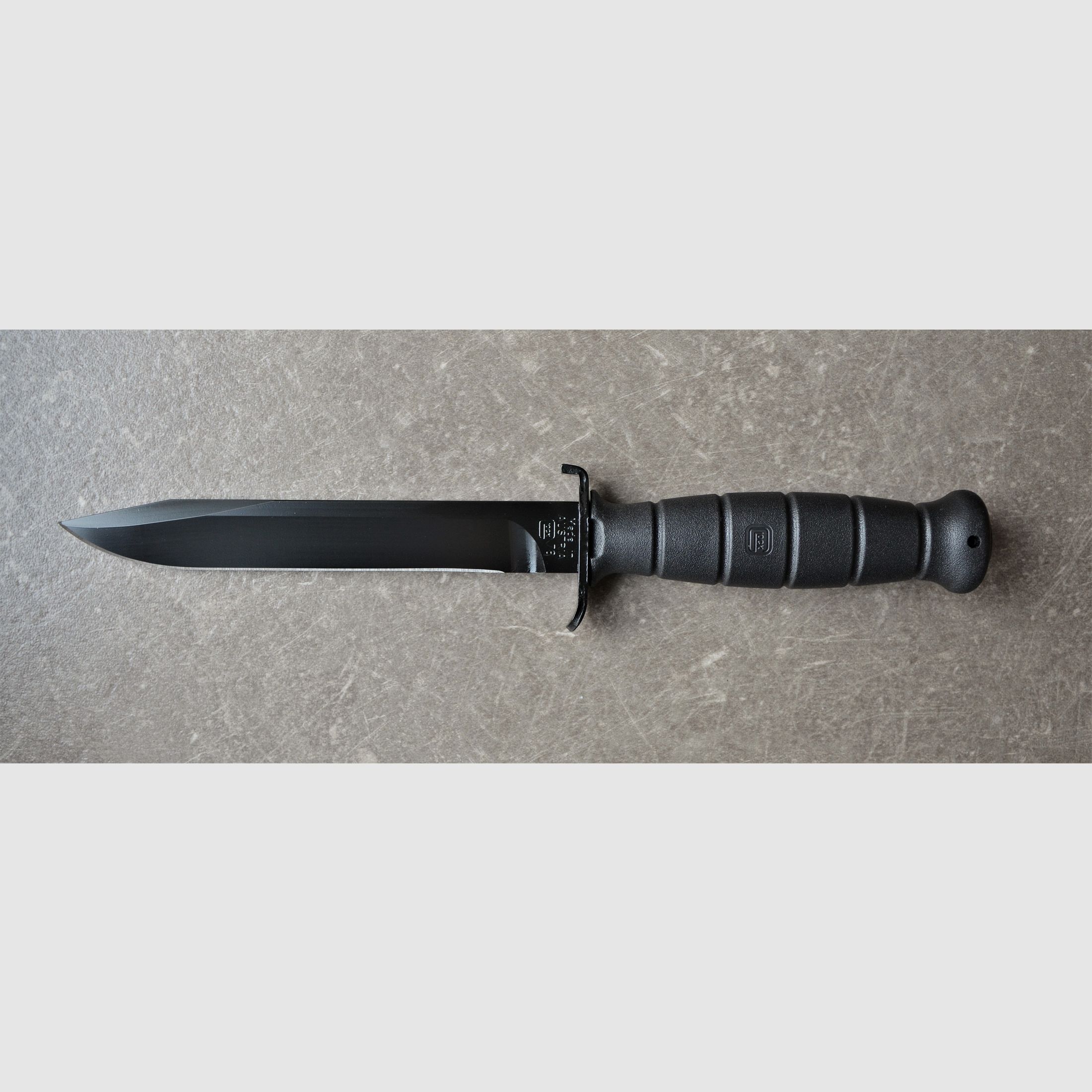 Glock Feldmesser FM 78 schwarz – Militärisches Mehrzweckmesser
