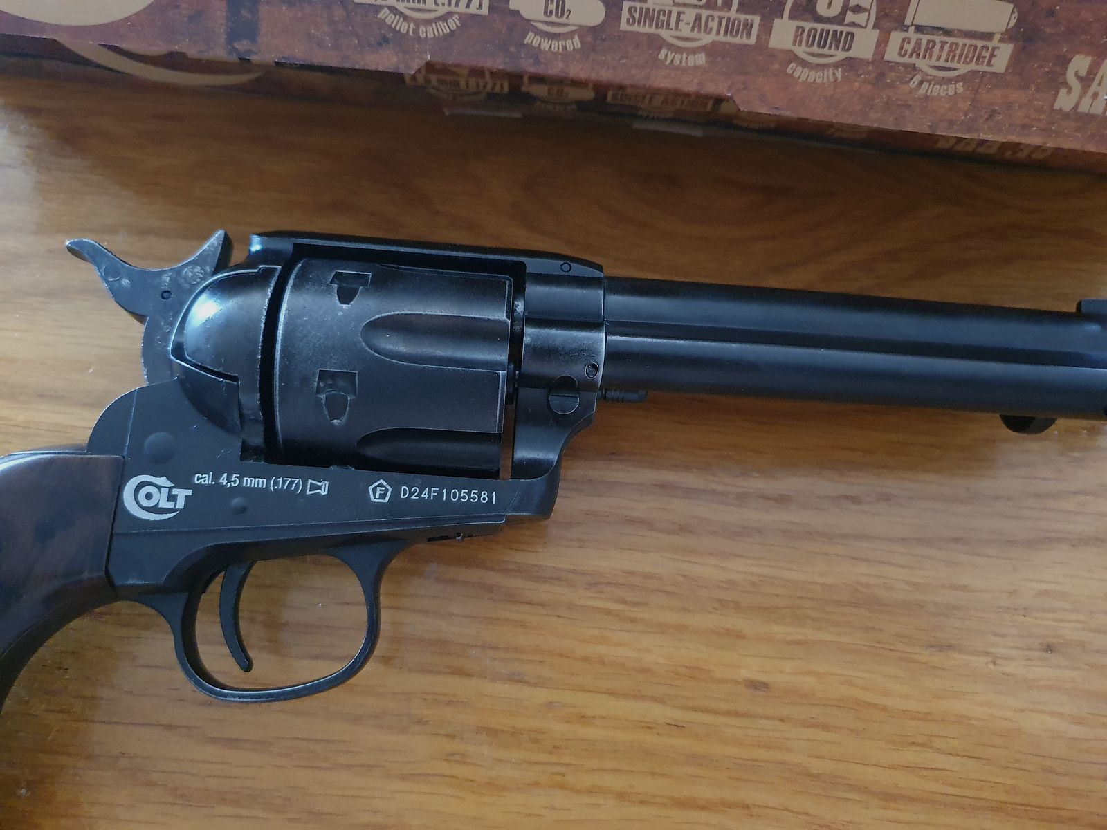 Colt Single Action Army SAA Co2 gezogener Lauf, 4,5 mm Diabolo, inkl. 12 Ladehülsen