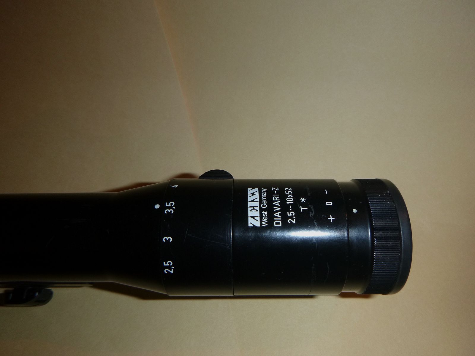 Zeiss Diavari Z 2,5-10x52 T* mit Blaser Sattelmontage