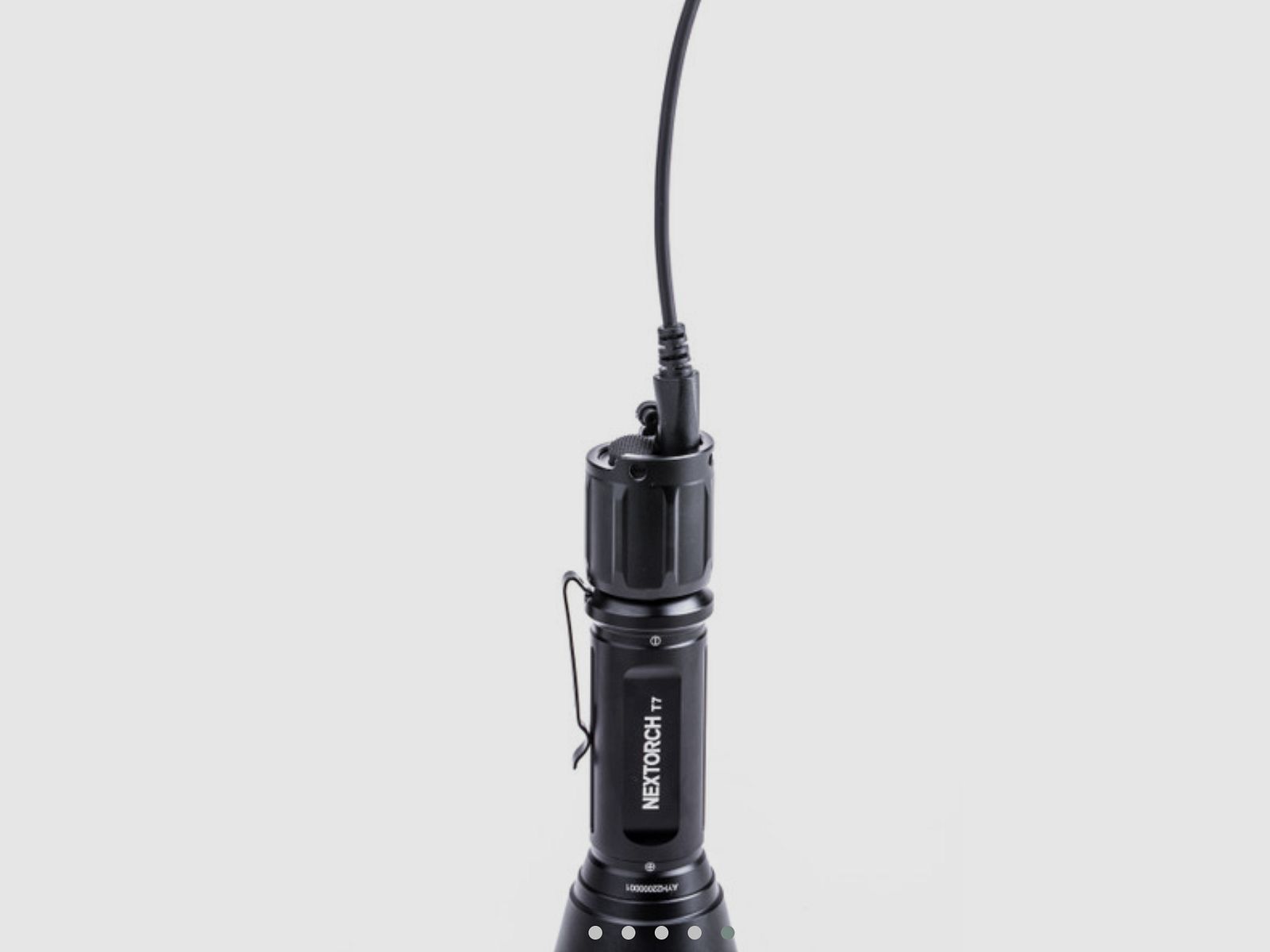 Nextorch Jagdlampe T7 mit 510 Metern Leuchtweite und jagdlichem Zubehör im Set