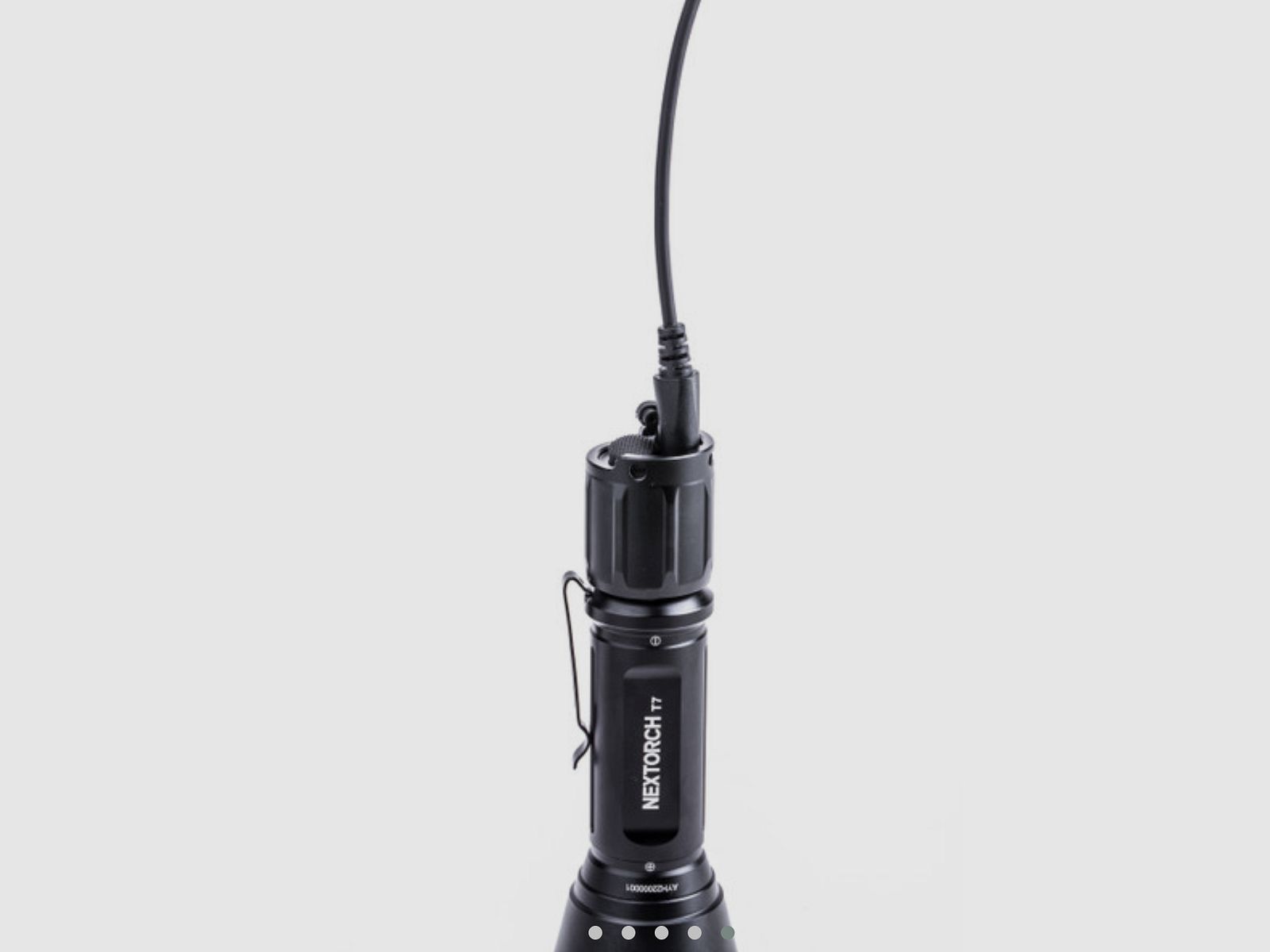 Nextorch Jagdlampe T7 mit 510 Metern Leuchtweite und jagdlichem Zubehör im Set
