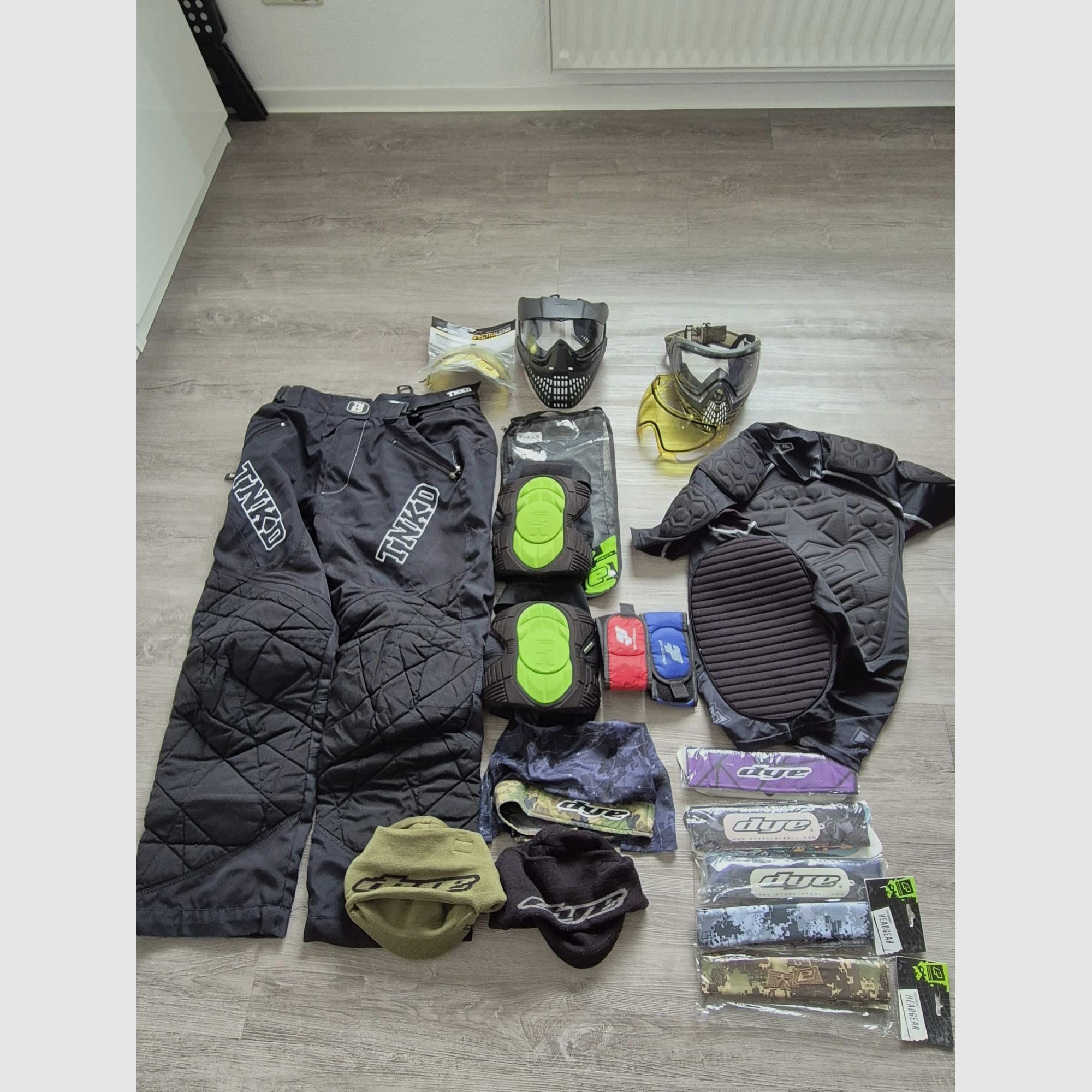 Planet Eclipse Emek MG100 Set con molti accessori - usato, ben curato