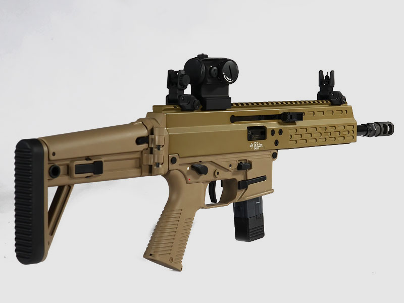 B&T APC9 Sport DE con calcio fisso MBT, Coyote TAN, senza Aimpoint
