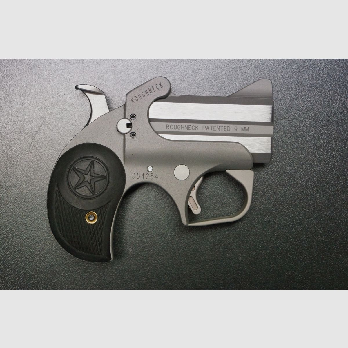 Bond Arms Roughneck, Bild 1 von 5