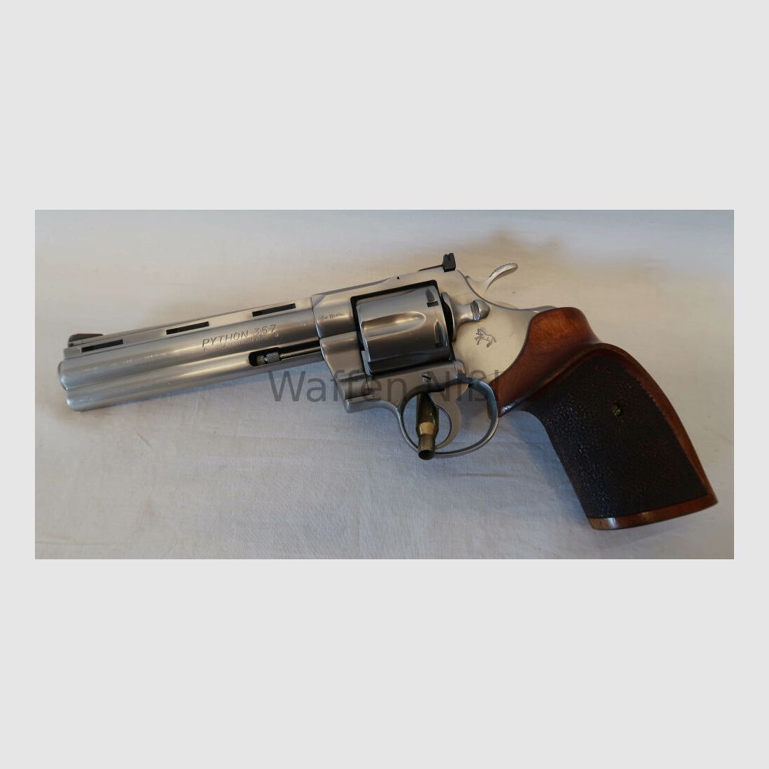 Colt Python, Bild 2 von 2
